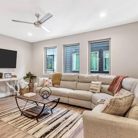 Private Rooftop Patio + 4 Story Home In Downtown Fw Форт-Уэрт Экстерьер фото