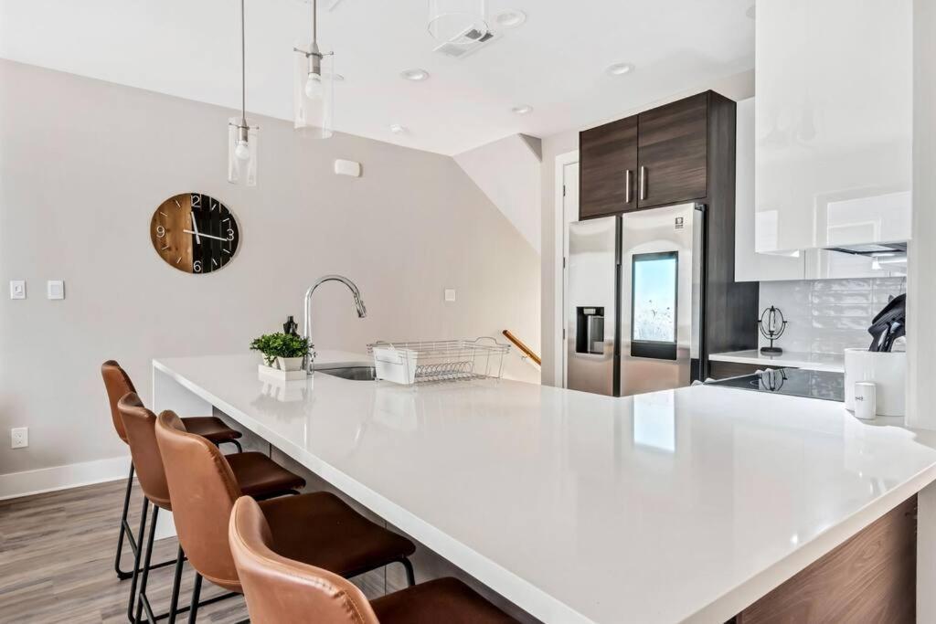 Private Rooftop Patio + 4 Story Home In Downtown Fw Форт-Уэрт Экстерьер фото