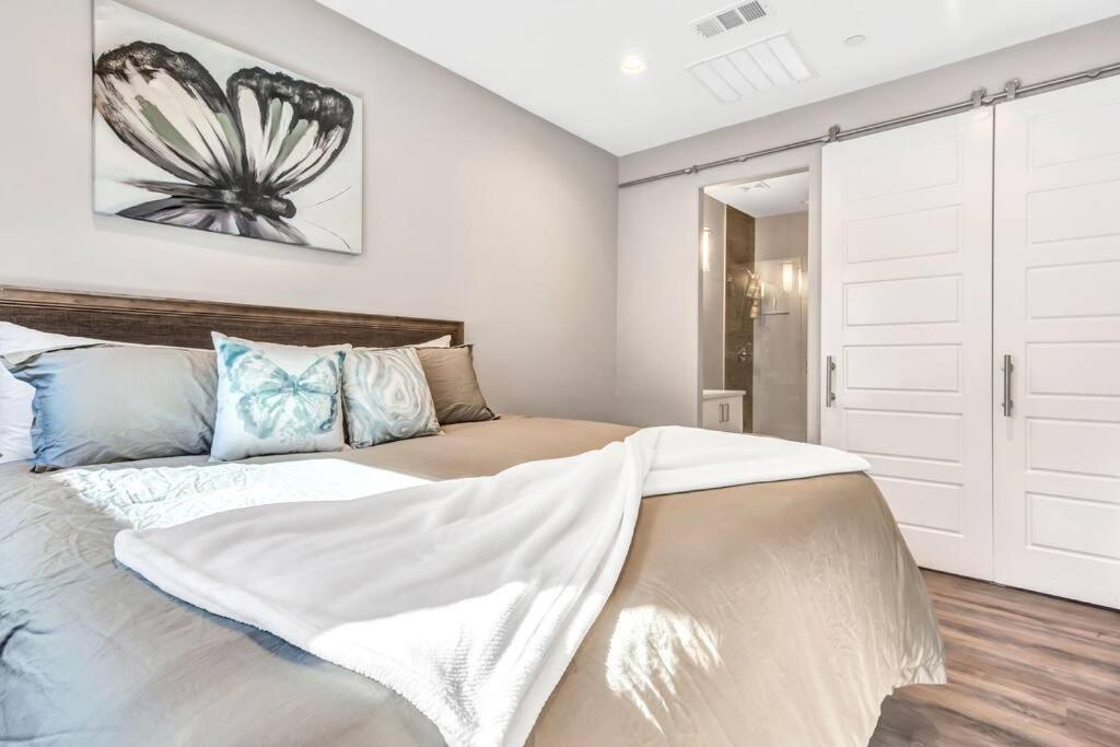 Private Rooftop Patio + 4 Story Home In Downtown Fw Форт-Уэрт Экстерьер фото